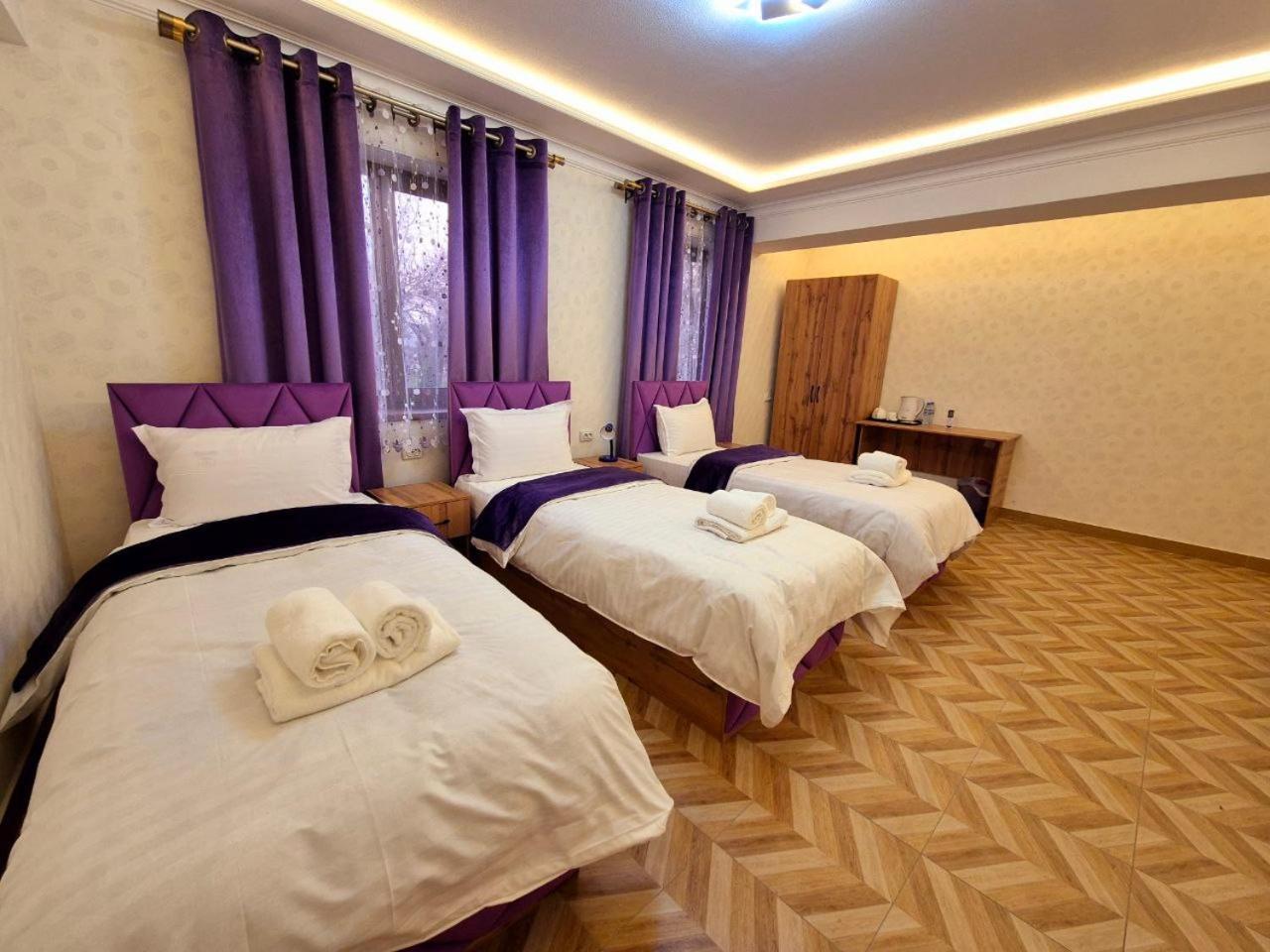 Samarkand Imron Hotel Buitenkant foto
