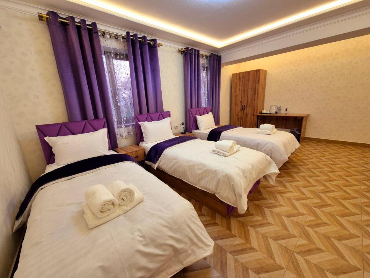 Samarkand Imron Hotel Buitenkant foto