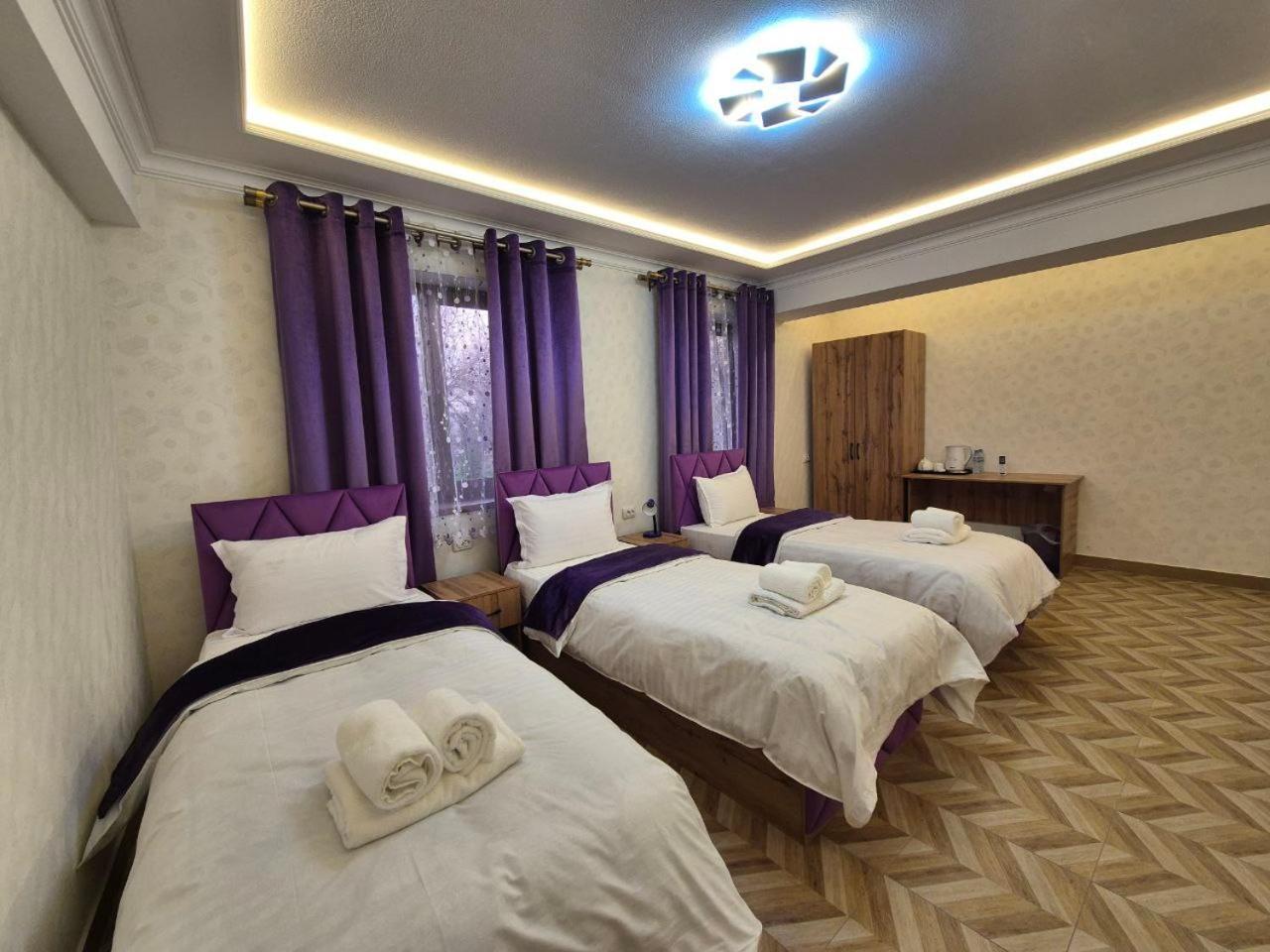 Samarkand Imron Hotel Buitenkant foto