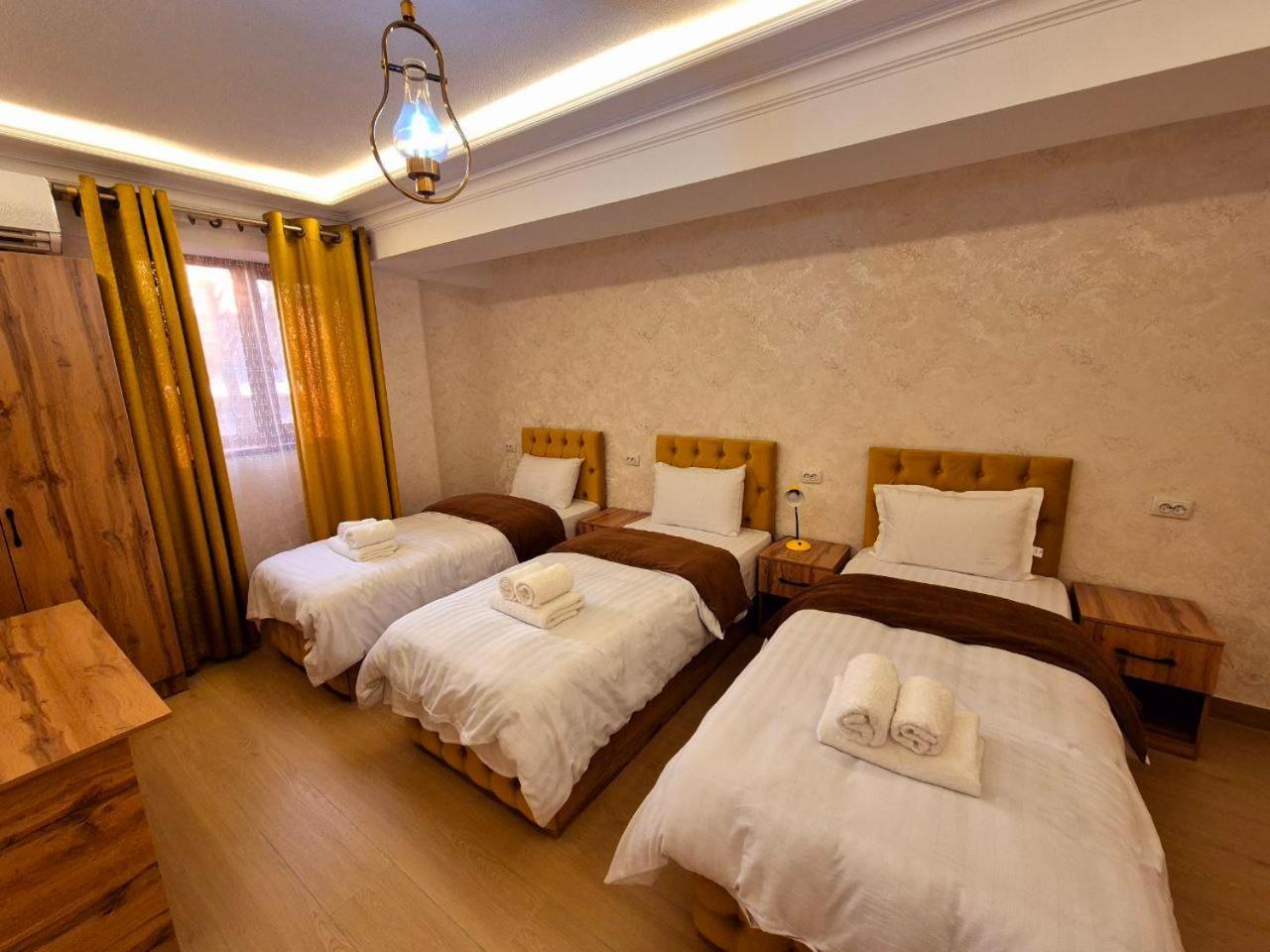 Samarkand Imron Hotel Buitenkant foto