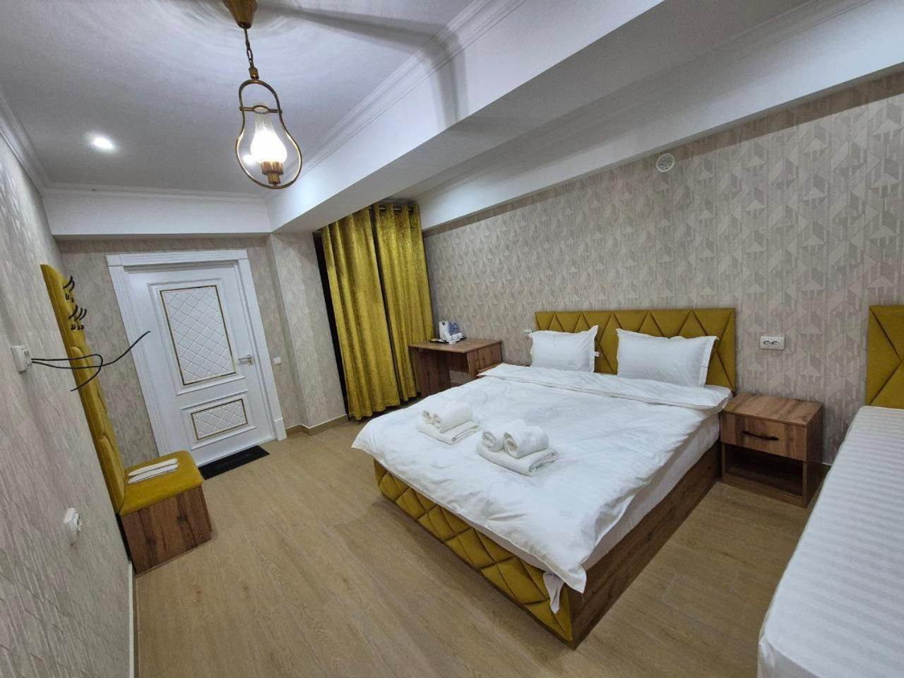 Samarkand Imron Hotel Buitenkant foto