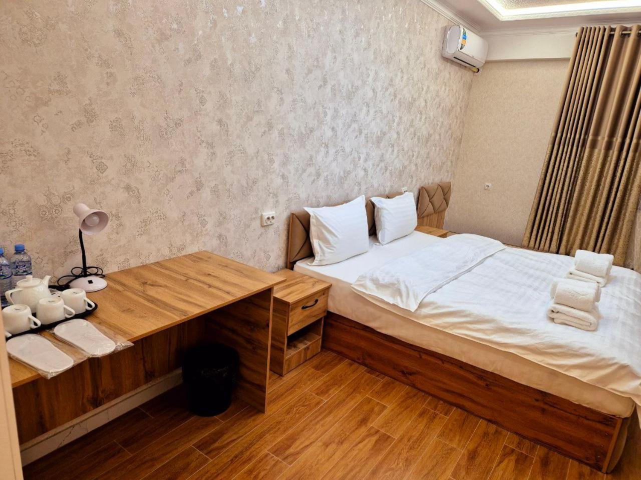 Samarkand Imron Hotel Buitenkant foto