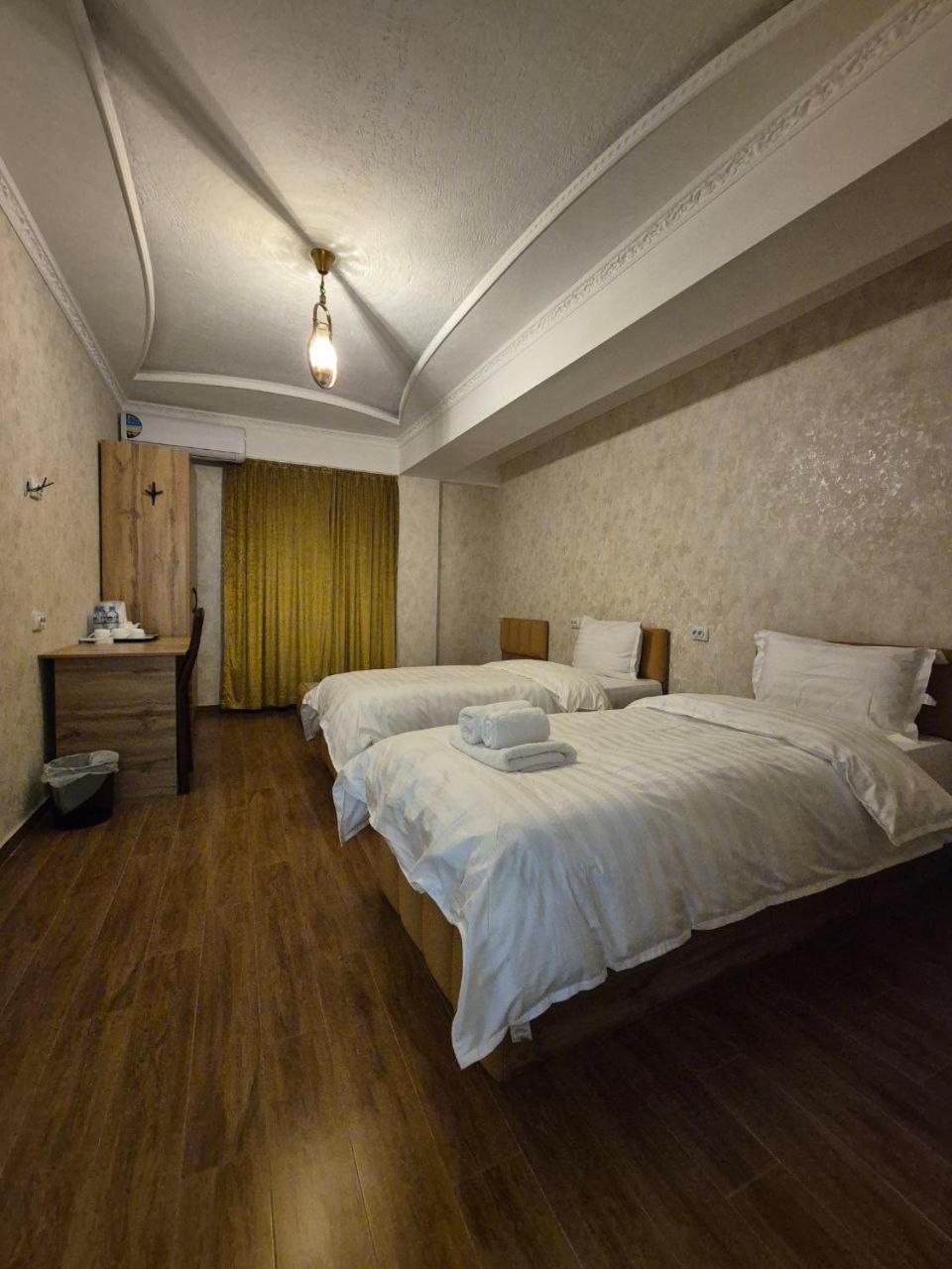 Samarkand Imron Hotel Buitenkant foto